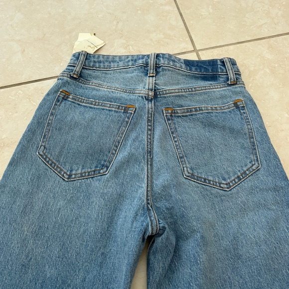 Abercrombie & Fitch Light Blue '90s Relaxed High-Rise Jeans - Picture 4 of 4